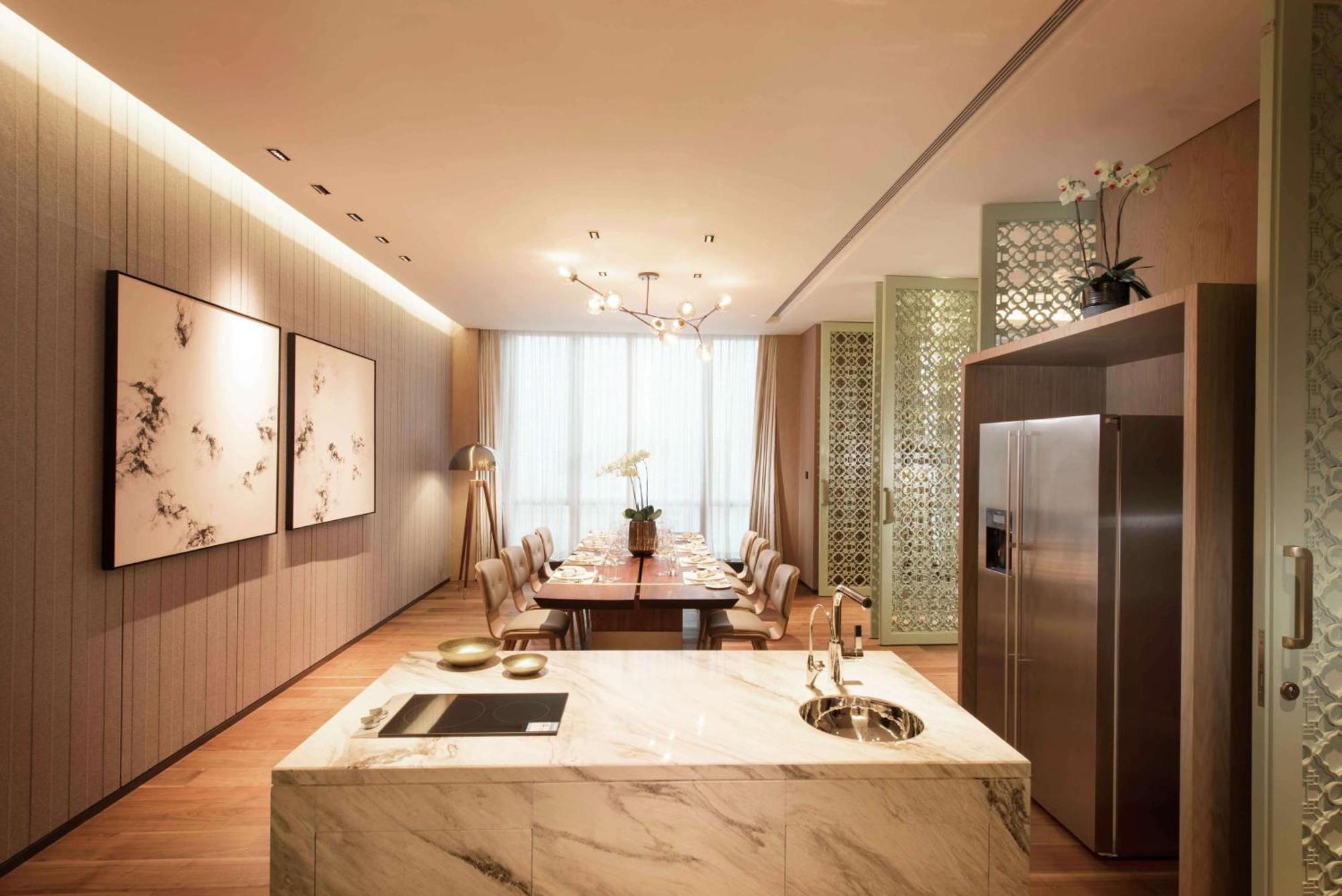 Conrad 5*